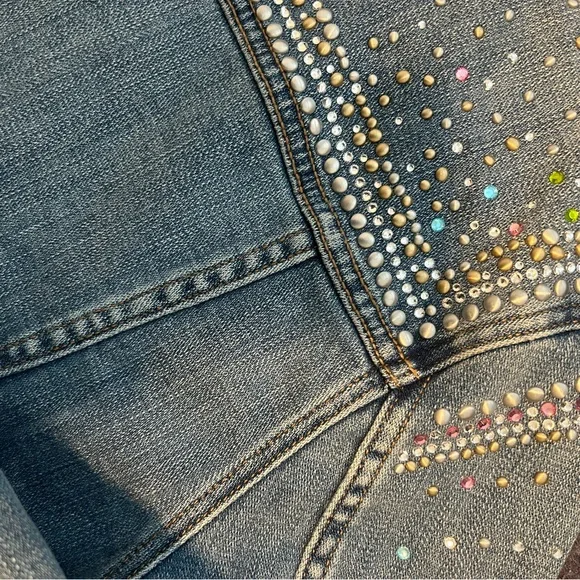 Denim Jacket with rhinestones - Picture 7 of 10